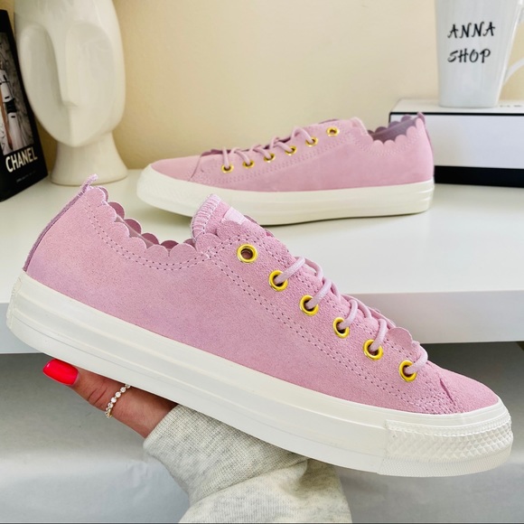 Converse Shoes - New Converse Chuck Taylor Ox platform suede pink